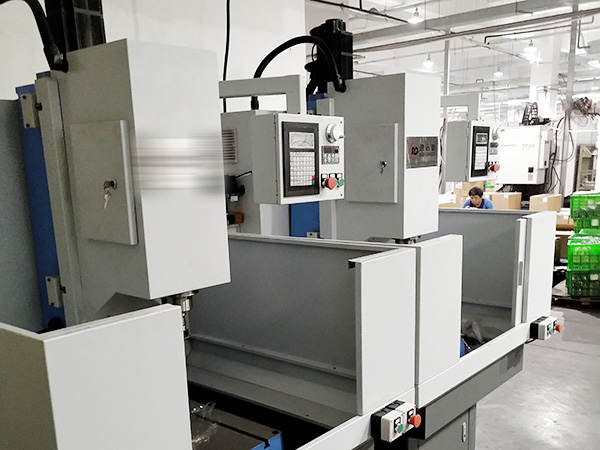 鉆孔機(jī)鉆頭怎么安裝？多軸鉆孔機(jī)故障損壞了怎么辦？